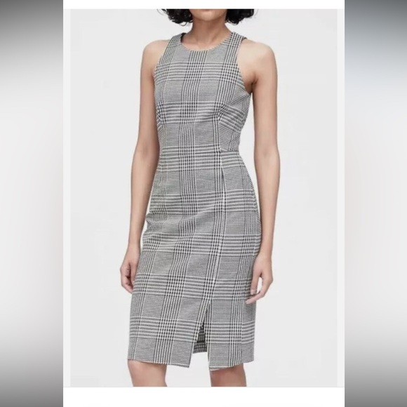 Banana Republic Dresses & Skirts - Banana Republic Elegant Gray Plaid Dress (B5)